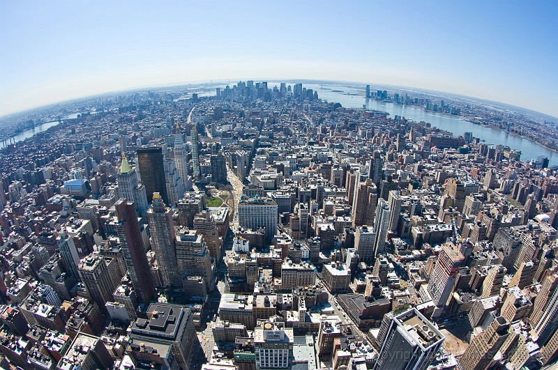 usa-0094.jpg - Süden Downtown, links der East River, rechts der Hudson RiverAn der südliche Spitze befindet sich die Wall Street, Ground Zero und Liberty Island 