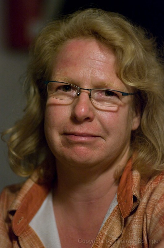 entw-0383.jpg - Die Pentax in der Hand von Radium 04 : Dialady