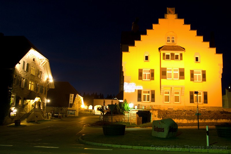 entw-191832.jpg - Rothausbrauerei bei Nacht